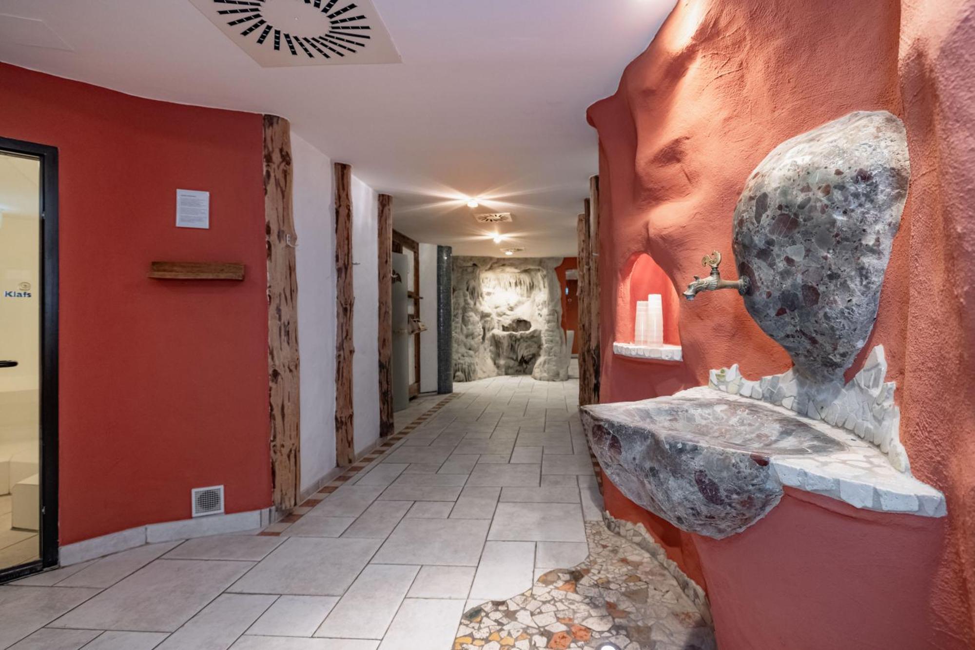 Alpen Adria Hotel & Spa Presseggersee Eksteriør bilde